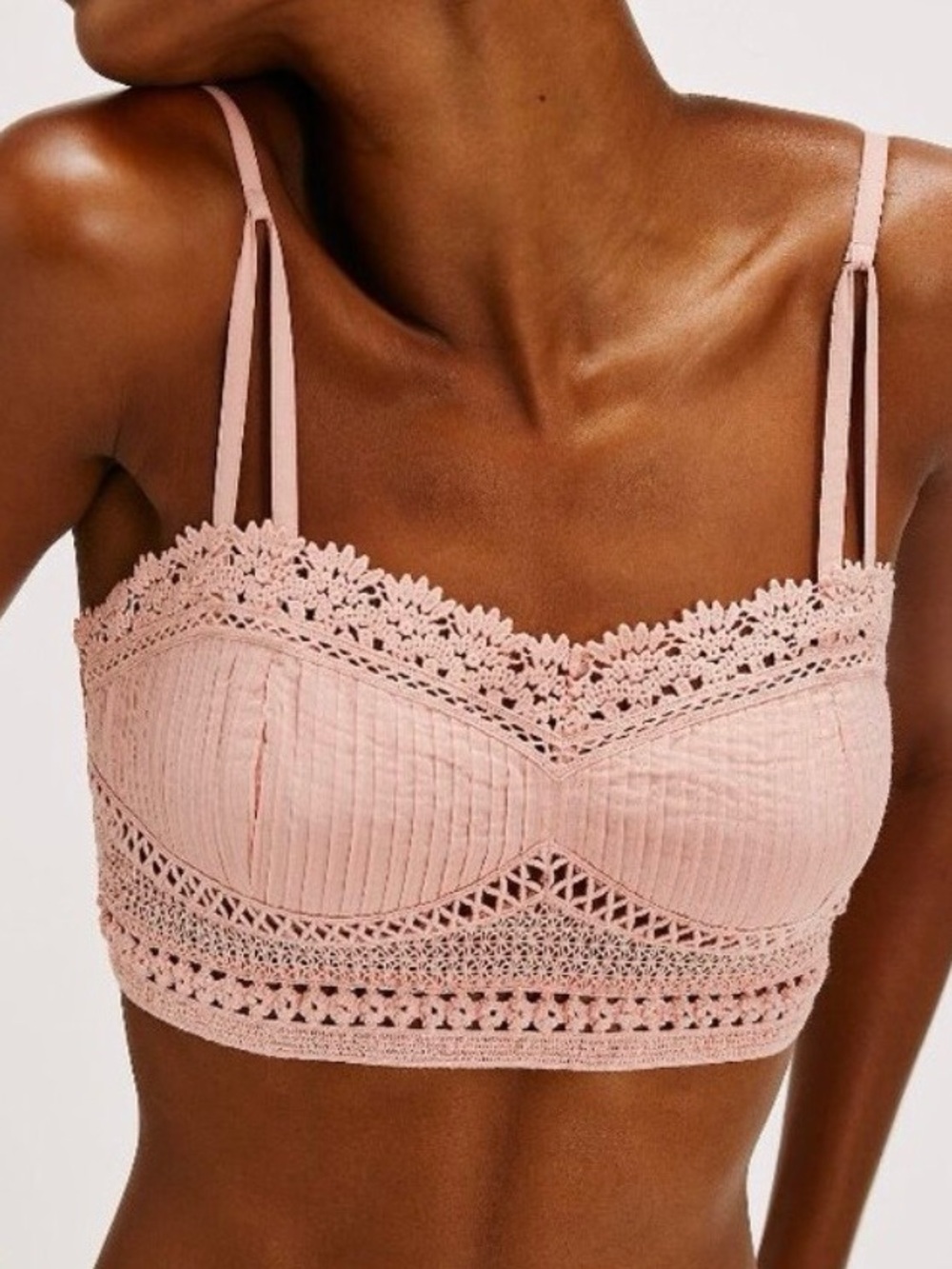 FREE PEOPLE Tallulah Bralette
Smocked Crop Top Crochet Boho
Festival Boho Pink S